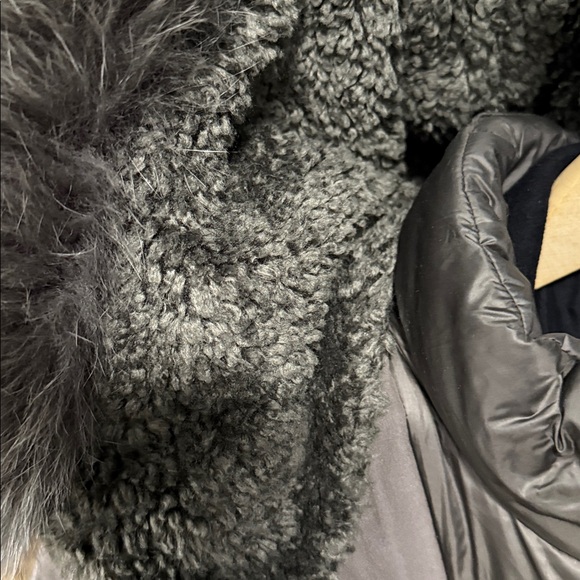1 Madison Expedition Fur-Trim Down Coat size S - Picture 6 of 9